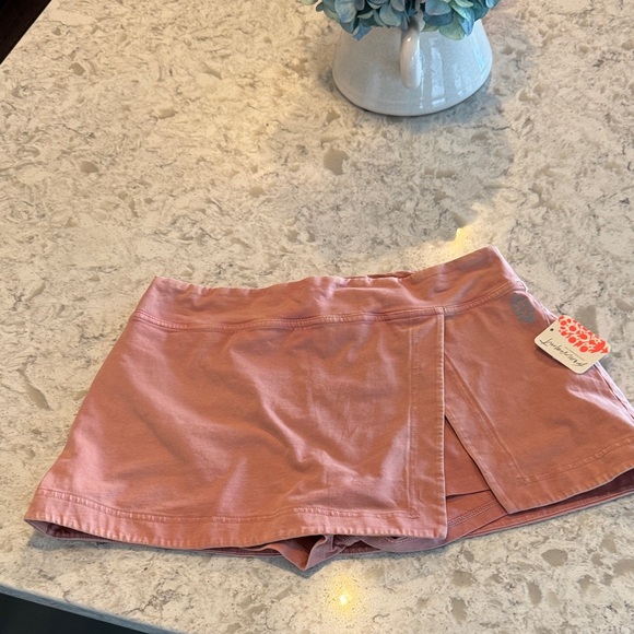 Free People Movement Women's Pink Skort - Picture 2 of 4